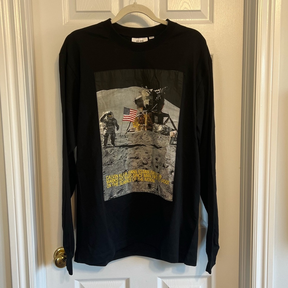 Calvin Klein Jeans Black Crew Neck Tee